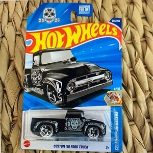 Custom 56 Ford Truck 1956 Pick Up Day of Dead Hot Wheels DIA DE LOS MUERTOS 2025